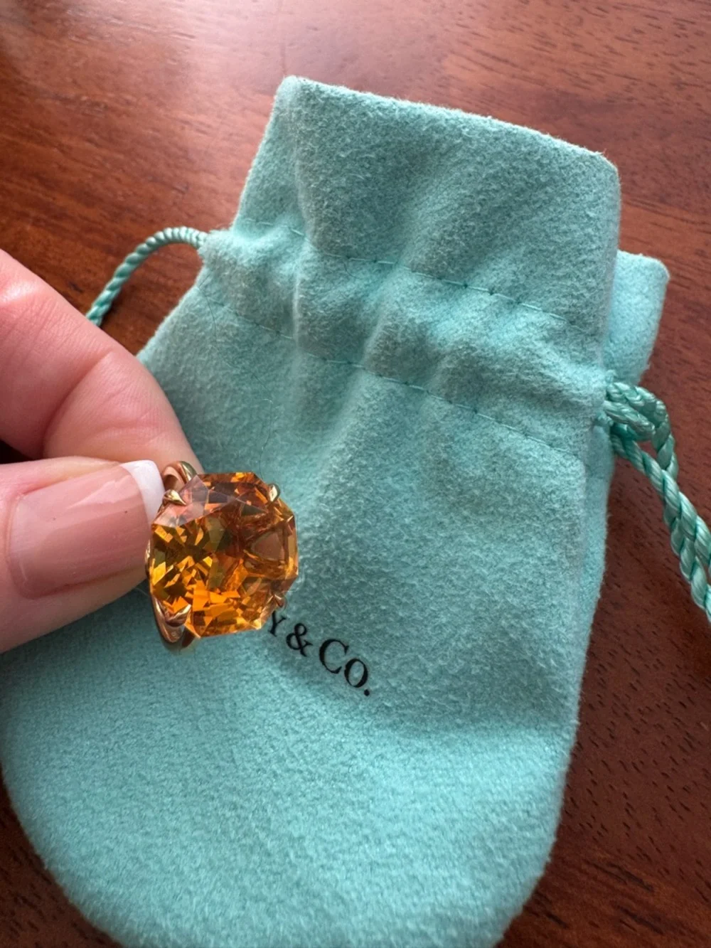 Tiffany & Co Citrine and Yellow Gold Sparkler Ring - Picture 3 of 10